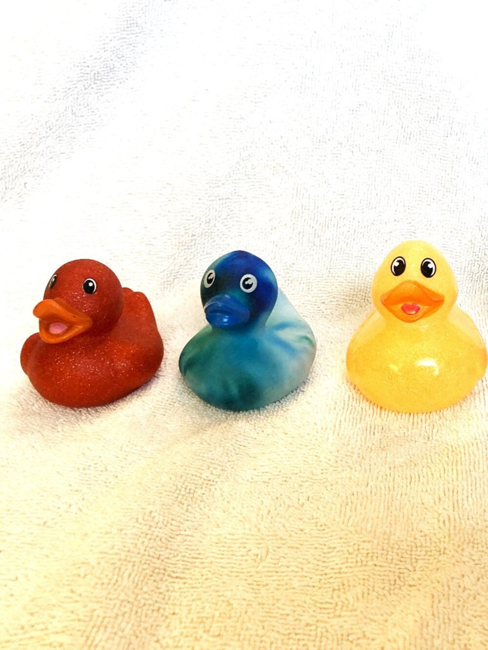 New 5 Glittery Shining Plastic Ducks for Bath time, Play Time or Jeeps